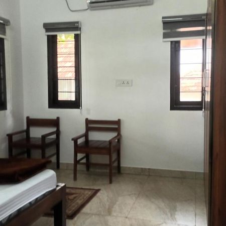 Thodiyil Beach View Twin Bedroom Cottage Varkala Paravur Exterior photo